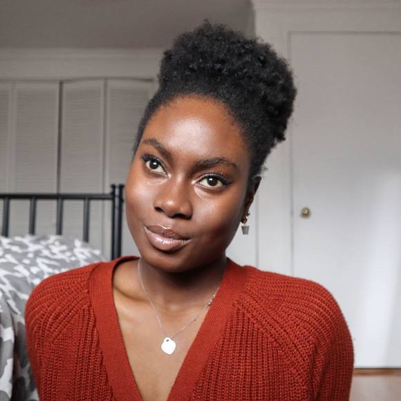 Meet your Posher, Mickaela - Picture 1 of 1